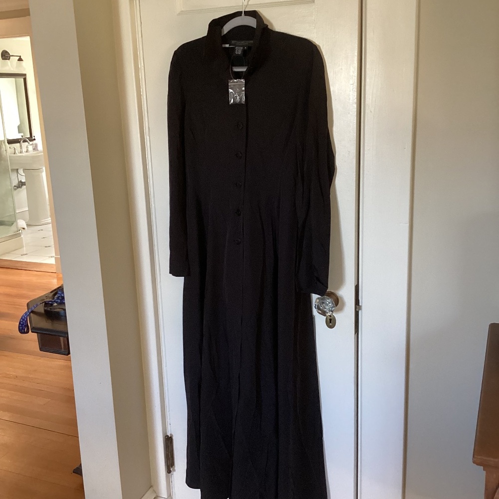 NEW J Peterman black full length lightweight coat/dress polyester spandex  Goth